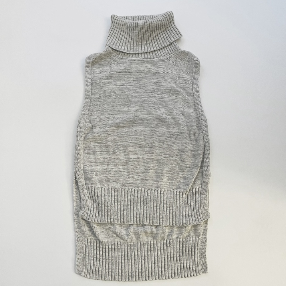 Banana Republic Grey Sleeveless Turtleneck Sweater Vest | High-Low Hem | Women’s
